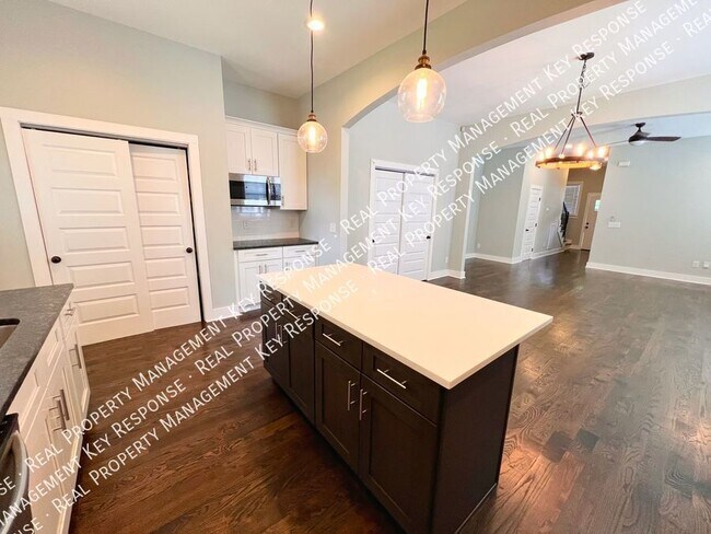 Foto del edificio - 1736 16th Ave N