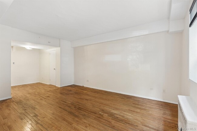 Building Photo - 71-40 112th St