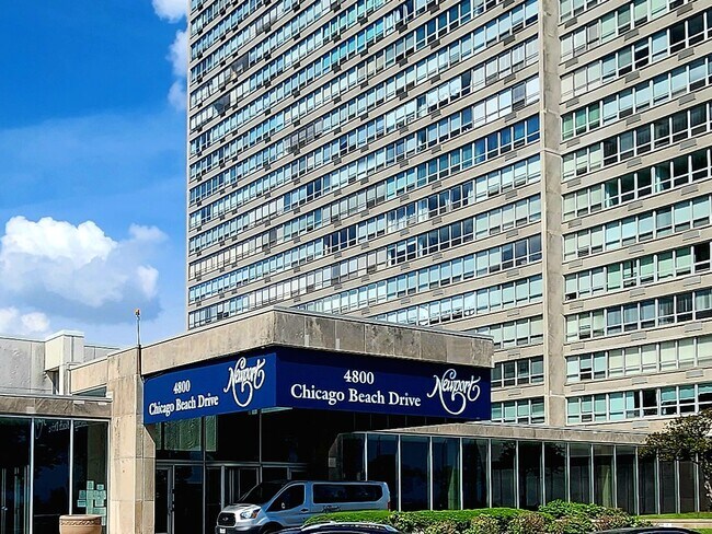 Building Photo - 4800 S Chicago Beach Dr