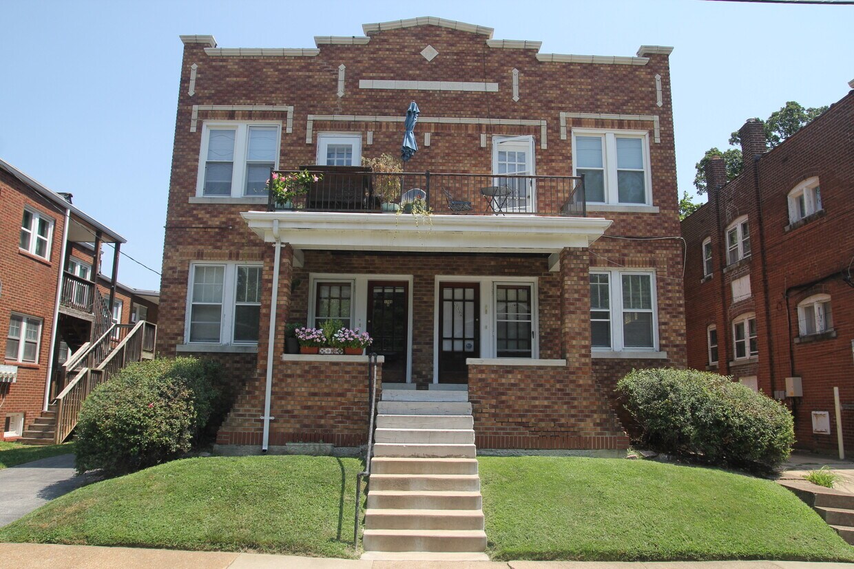 Primary Photo - 1710 Yale Ave