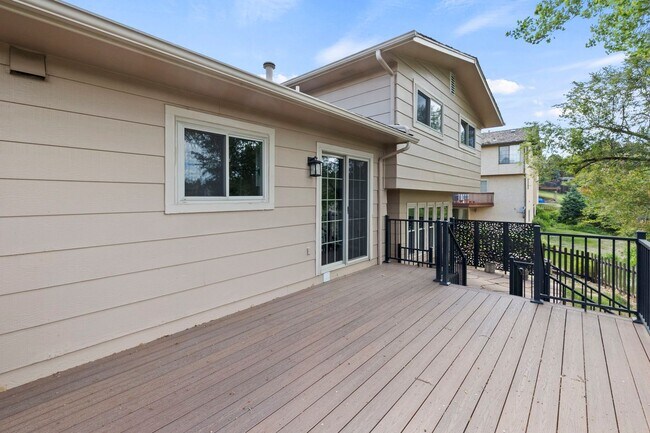 Building Photo - Great 4 Bedroom D20 Rockrimmon Home