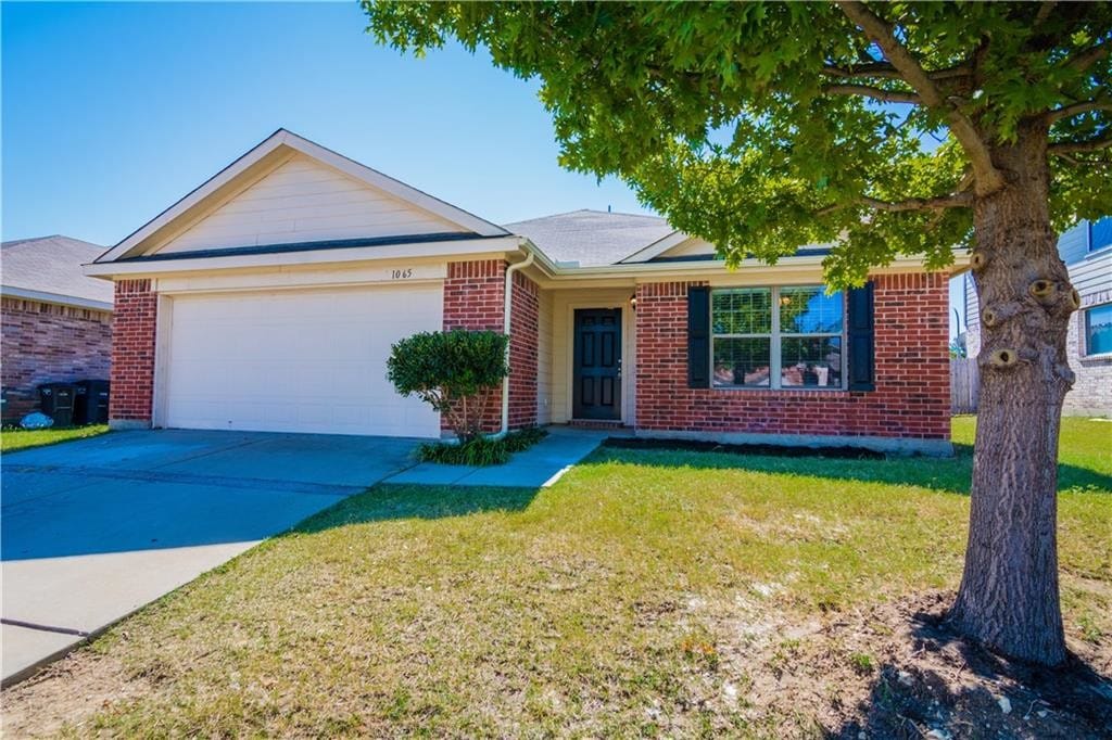 1065 Grand National Blvd, Fort Worth, TX 76179 House Rental in Fort