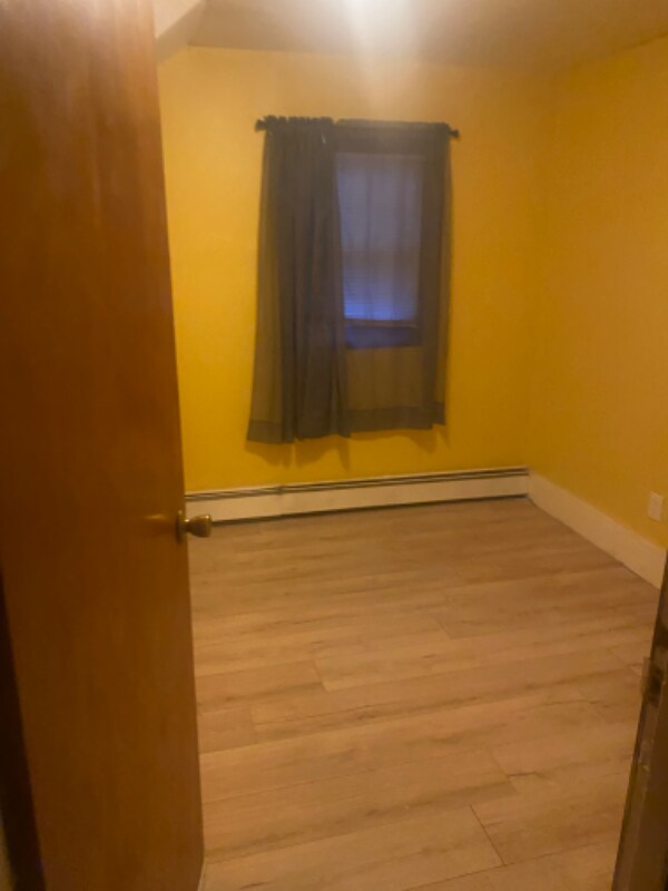 90 Pine St Unit Apt 2, Pawtucket, RI 02860 Room for Rent in Pawtucket