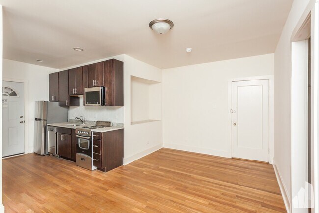 Building Photo - 4840 N Kimball Ave