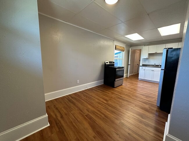 Building Photo - 2421 Rucker Ave