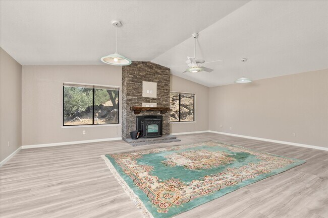 Foto del edificio - 44459 Lookout Ct
