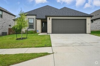 Building Photo - 10625 Tuxinaw Trl