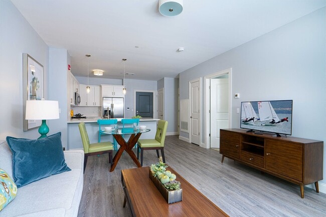 Building Photo - Four Winds Apartments