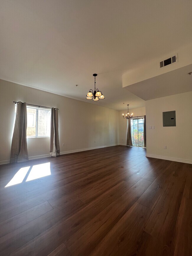 Habitación principal Unidad n.° 1 - 14655 Vanowen St