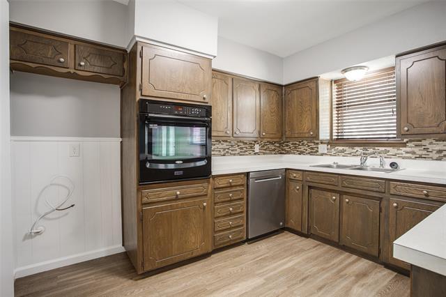 Building Photo - 2723 Jewell Dr