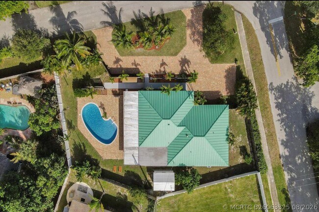 Foto del edificio - 630 Curlew Rd