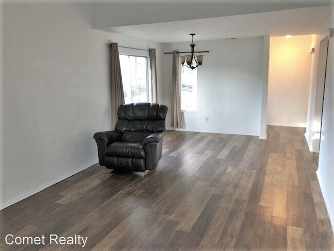 Building Photo - 2 br, 2 bath House - 1295 Laguna Lane