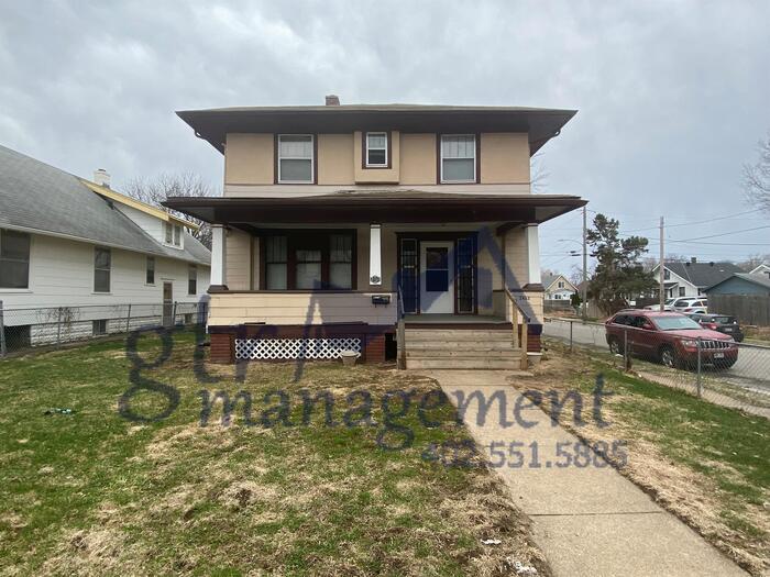 Primary Photo - 2453 Crown Point Ave