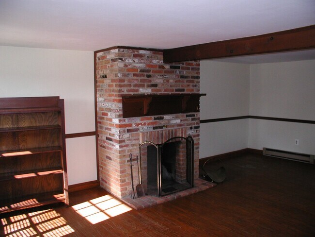Foto del edificio - 3 bedroom – 1.5 Bath House