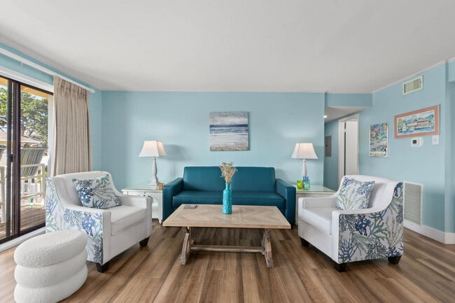 Building Photo - 775 Gulf Shore Dr