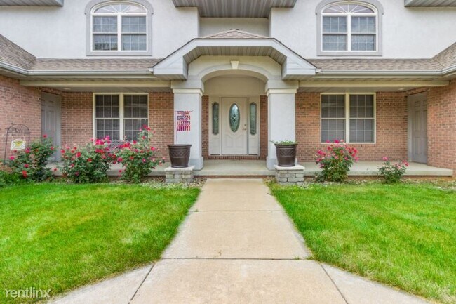 Building Photo - 2 br, 2 bath Condo - 320 Holland Rd