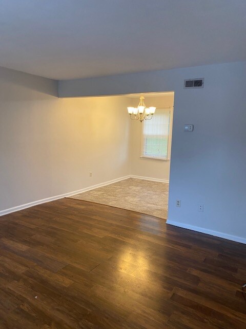 Foto del edificio - 129 Lewis Ln