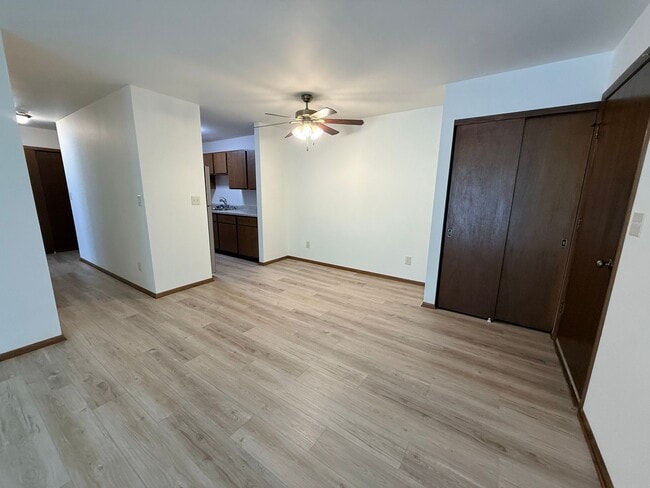 Building Photo - 716 Mansfield Ct