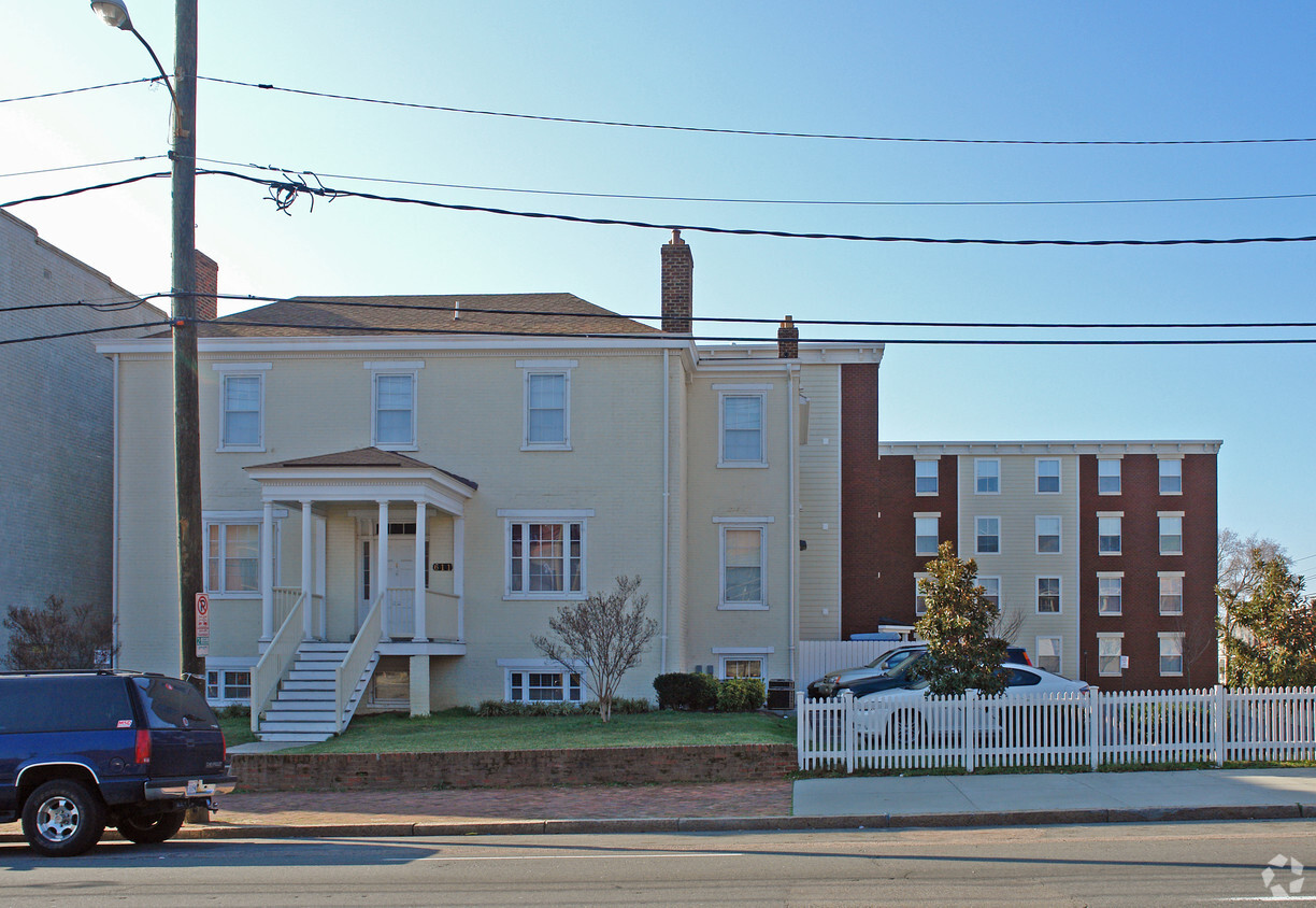 Foto principal - Pine Court II