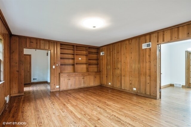 Building Photo - 435 Linden St
