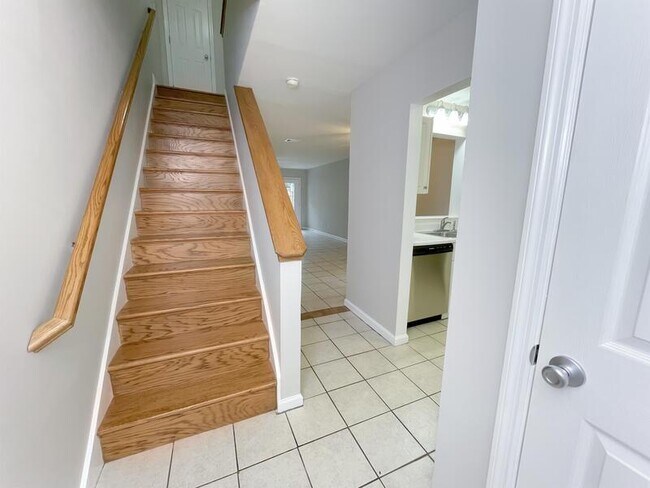 Foto del edificio - 4715 Brookwood Dr