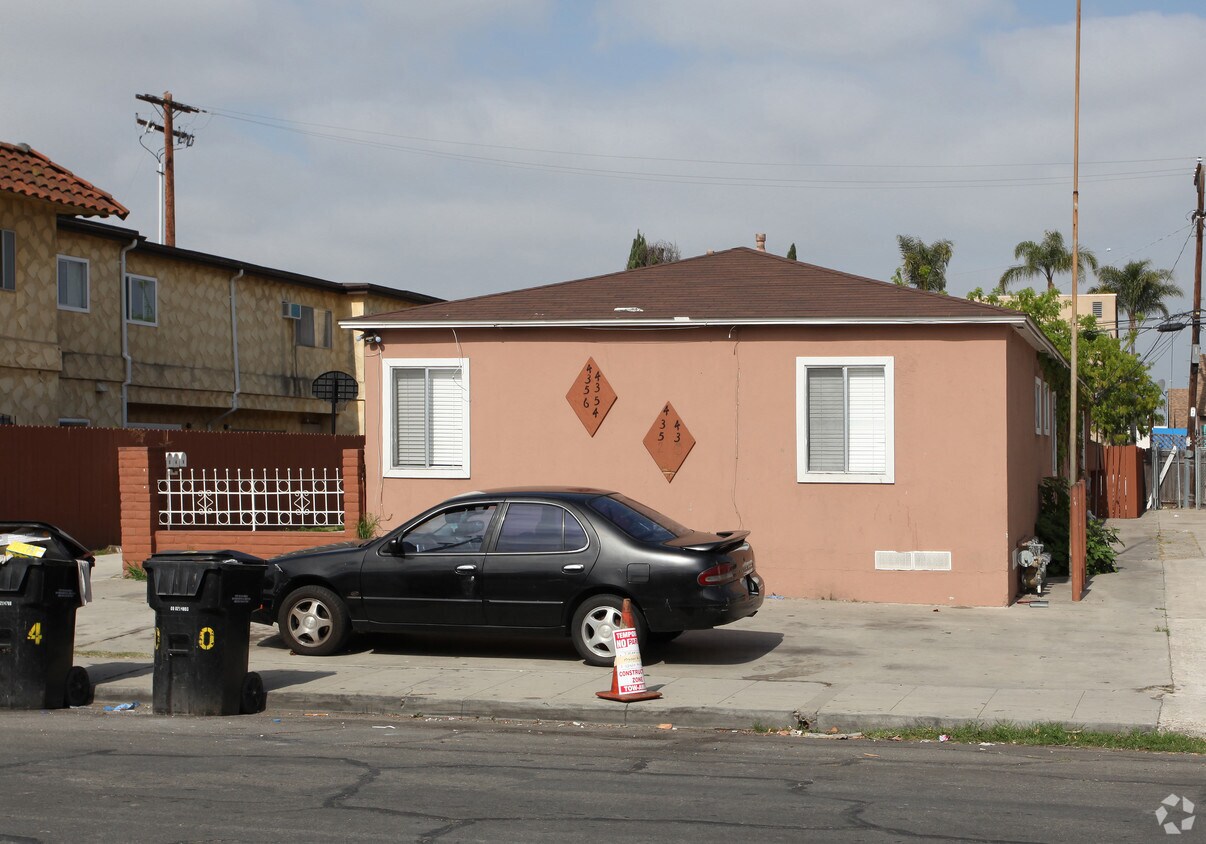 Foto del edificio - 4352-4356 Highland Ave