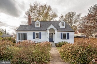 Building Photo - 4902 40th Pl