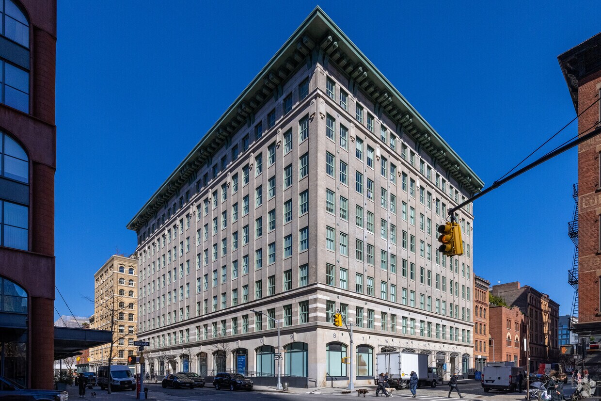 Primary Photo - Tribeca Summit
