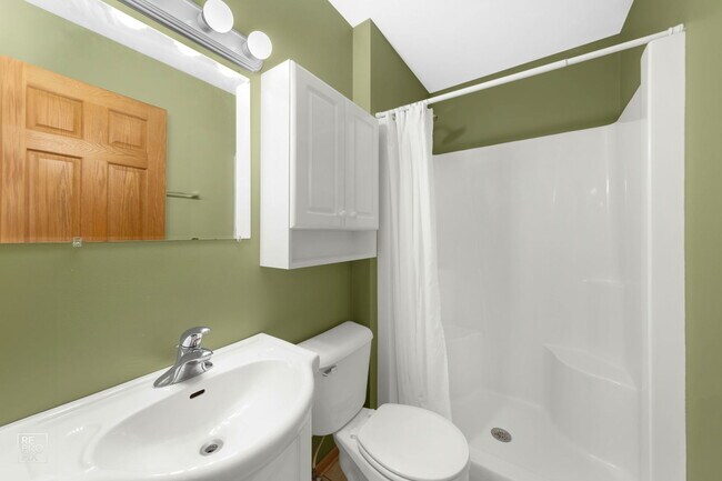 Building Photo - 3611 Fawn Grove
