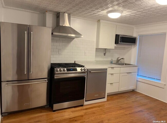 Foto del edificio - 21-49-49 45th Ave