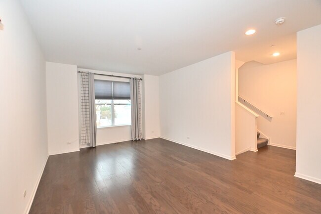 Foto del edificio - 8602 Ferris Ave