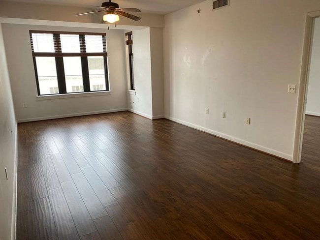 Building Photo - 400 Massachusetts Ave NW