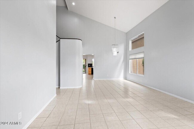 Foto del edificio - 4940 E Justica St