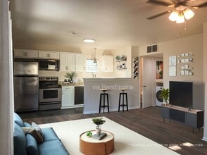 Building Photo - 4926 Reiger Ave