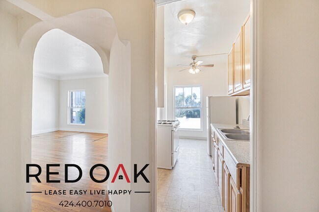 Foto del edificio - ~1 Month FREE~ Sunny One Bedroom with Incl...