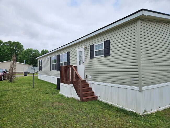 Foto del edificio - 94 Lynnwood Cir