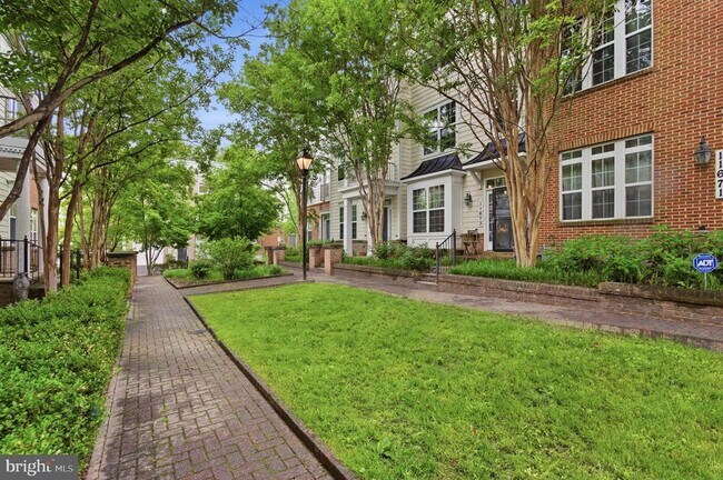 Foto del edificio - 11657 Leesborough Cir