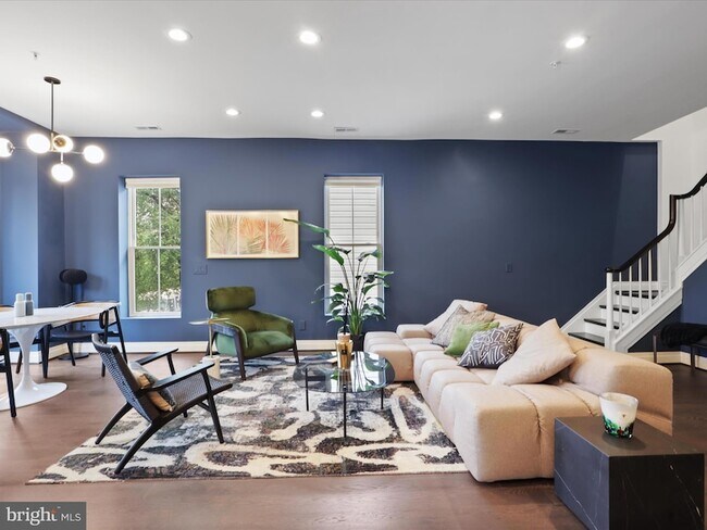 Foto del edificio - 770 Park Rd NW