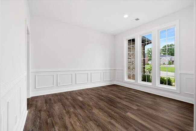 Building Photo - 413 Weston Park
