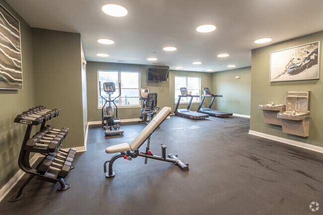 Gimnasio - Mount Auburn Apartments