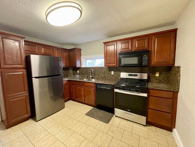 Foto del edificio - Adorable 2 bed 1 bath home in the heart of Fort Collins