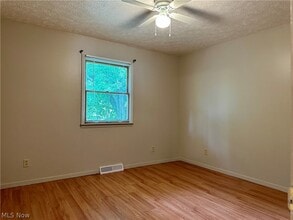 Building Photo - 4827 Dunsmore Ave