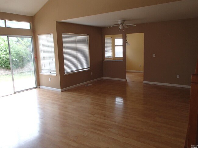 Foto del edificio - 638 Barrington Ct