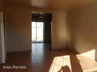 Foto del edificio - 409 N 3rd Ave