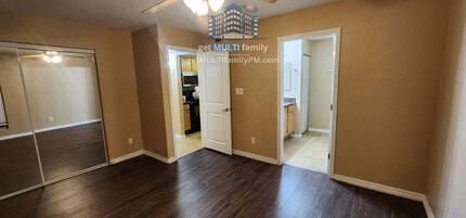 Building Photo - 3619 E Monterosa St