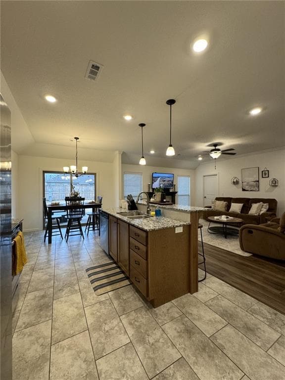 Building Photo - 253 Amber Dawn Ave