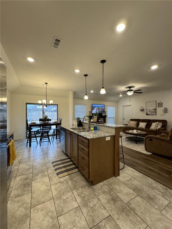 Foto del edificio - 253 Amber Dawn Ave