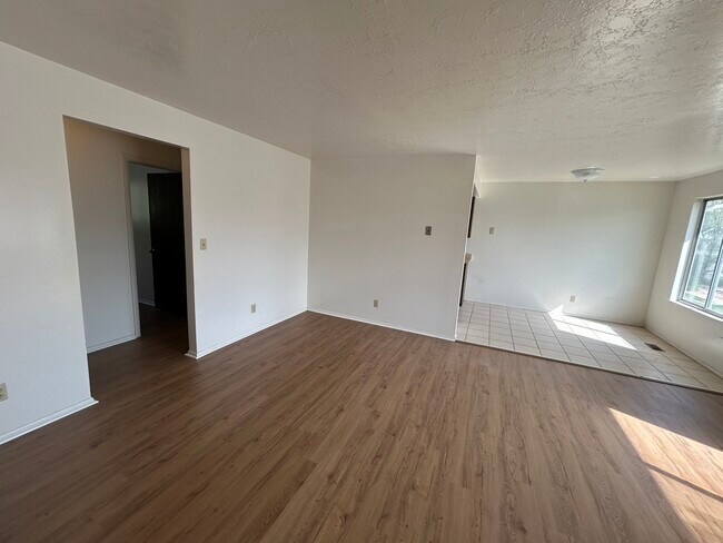 Building Photo - 4777 S 1800 W