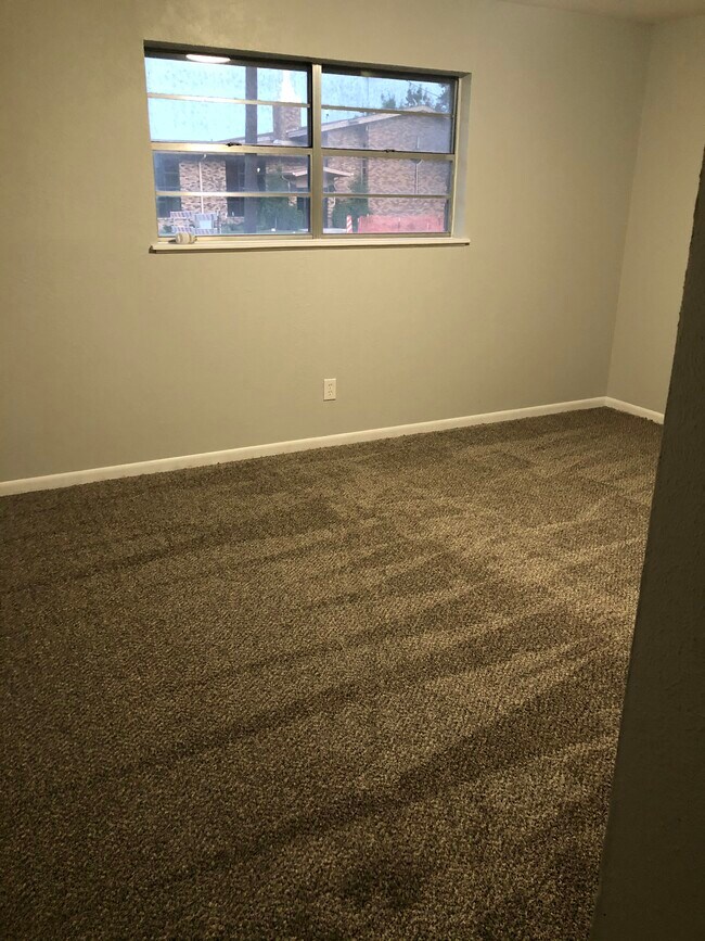 Foto del edificio - 5908 Stonewall St