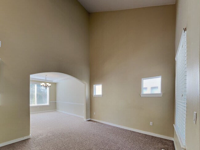 Building Photo - 15428 84th Ave E